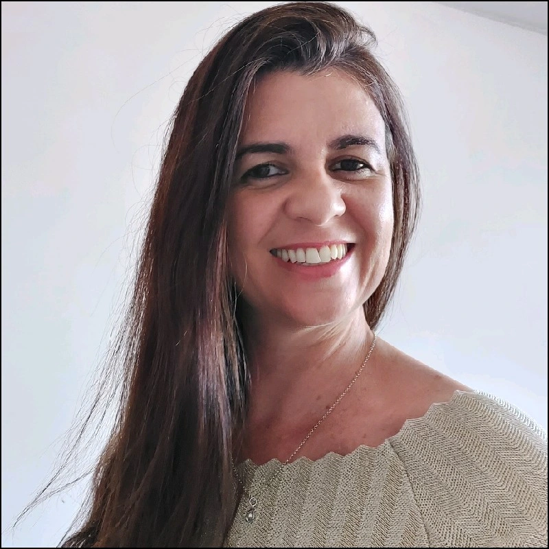 Profa. Dra. Karla Cristina Gaspar