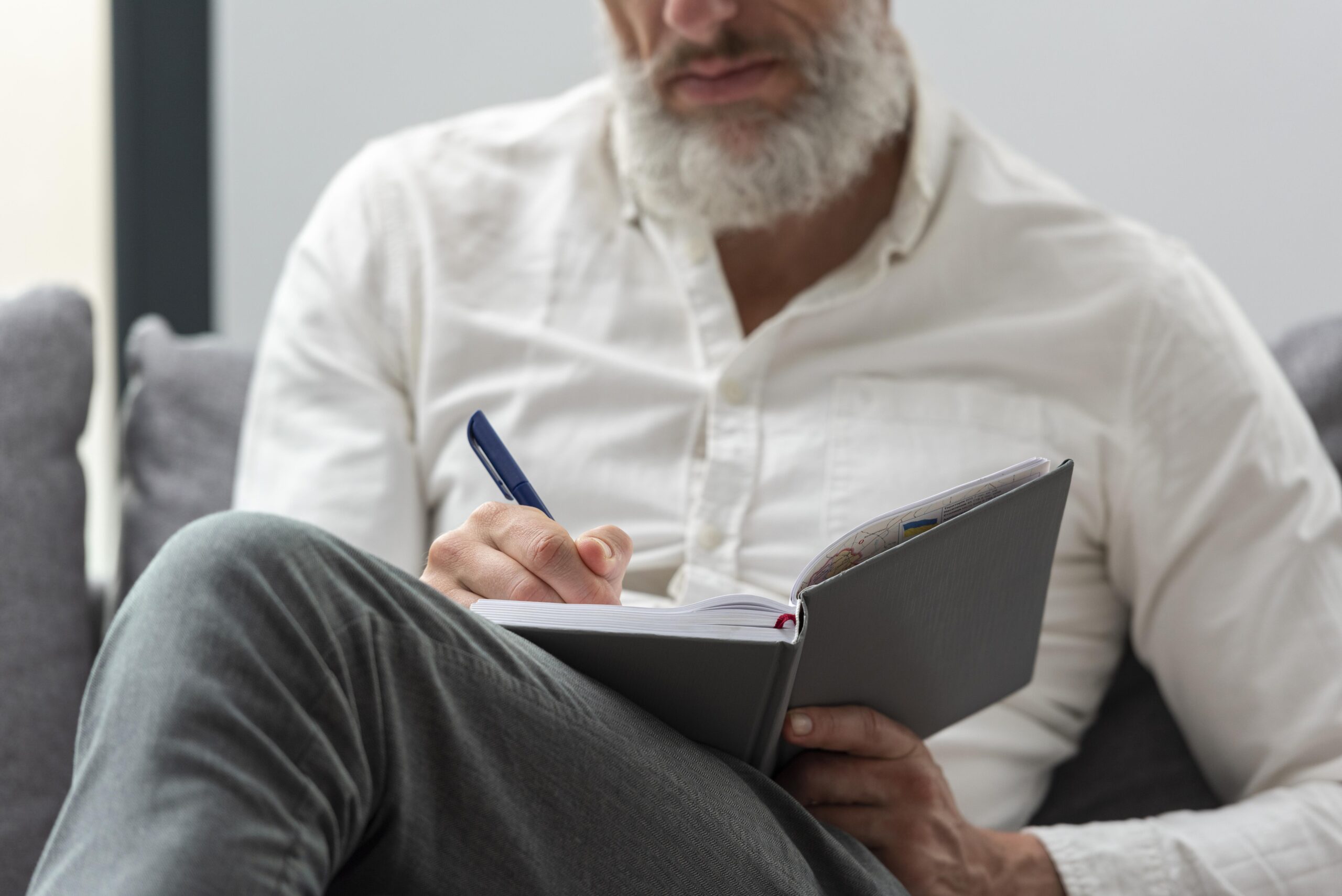 A observação de bebê e a constituição do sujeito em psicanálise: uma contribuição para a formação de psicólogos