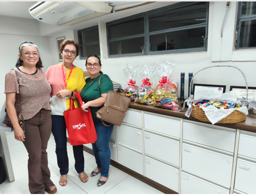 Curso de Psicologia do UNISAL Campinas realiza ação de Páscoa e doa mais de 350 chocolates ao Instituto Educacional Dona Carminha