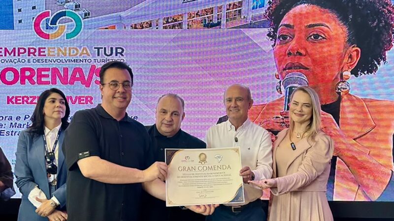 UNISAL é homenageado durante o Empreenda Tur, em Lorena