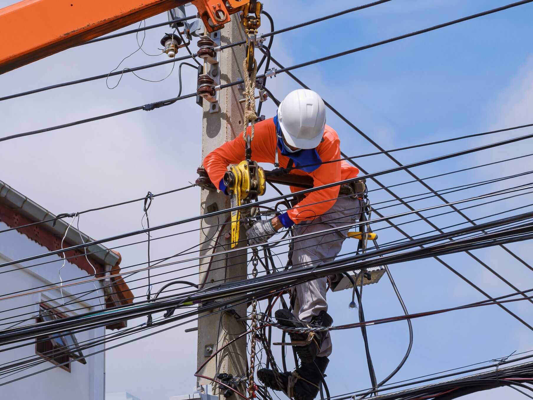 NR 10 – Segurança em instalações e serviços com eletricidade